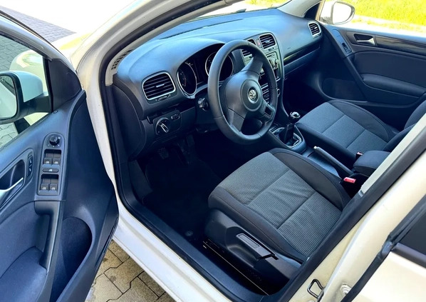 Volkswagen Golf cena 25900 przebieg: 127000, rok produkcji 2012 z Biała małe 667